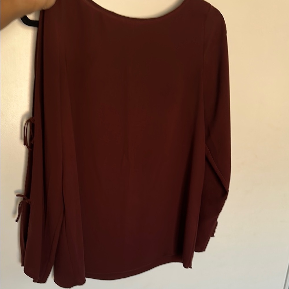 Wilfred Elegant Burgundy Women's Top